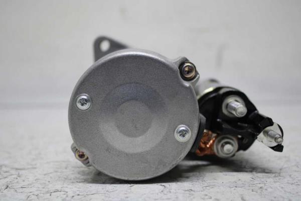 DEMARREUR MERCEDES - Vue 3